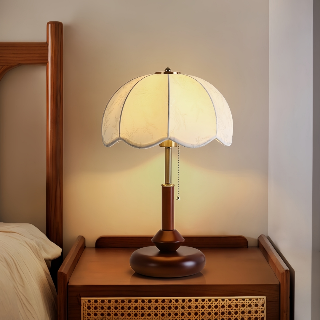 Vintage Scalloped Dome Table L - đánh giá và giá Up Lighting Decor