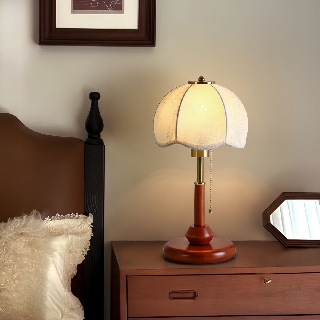 Vintage Scalloped Dome Table L - đánh giá và giá Up Lighting Decor